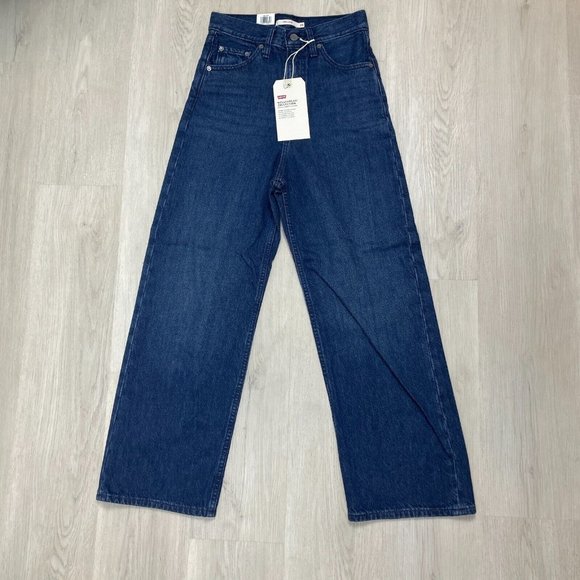 Levi’s Wellthread High Loose Jeans Size 25x27 Dark Wash High Rise Wide Leg